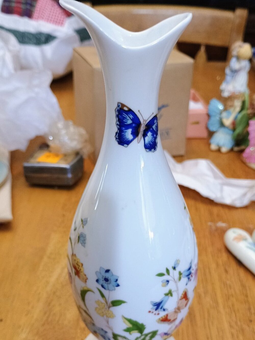 vintage Aynsley fine bone china bud vase in the "Cottage Garden" pattern